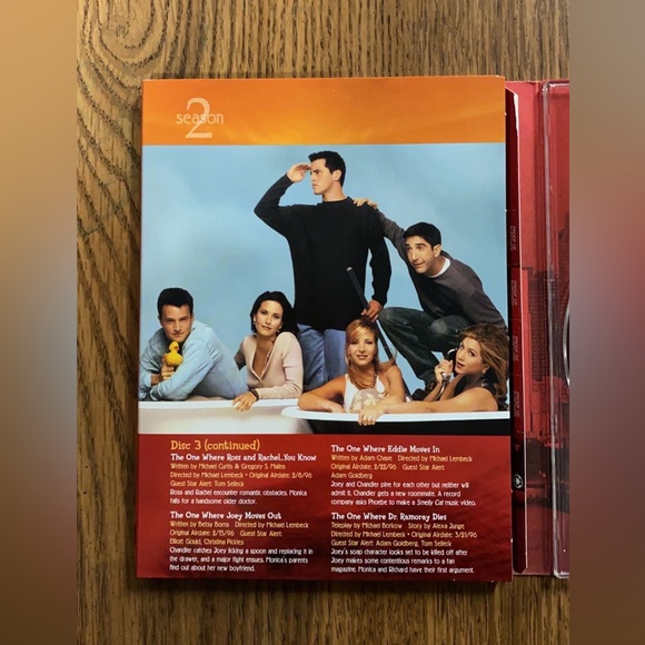 Season 1 AND 2 of FRIENDS! - Picture 8 of 11